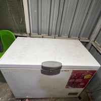 ثلاجة • سعر مناسب