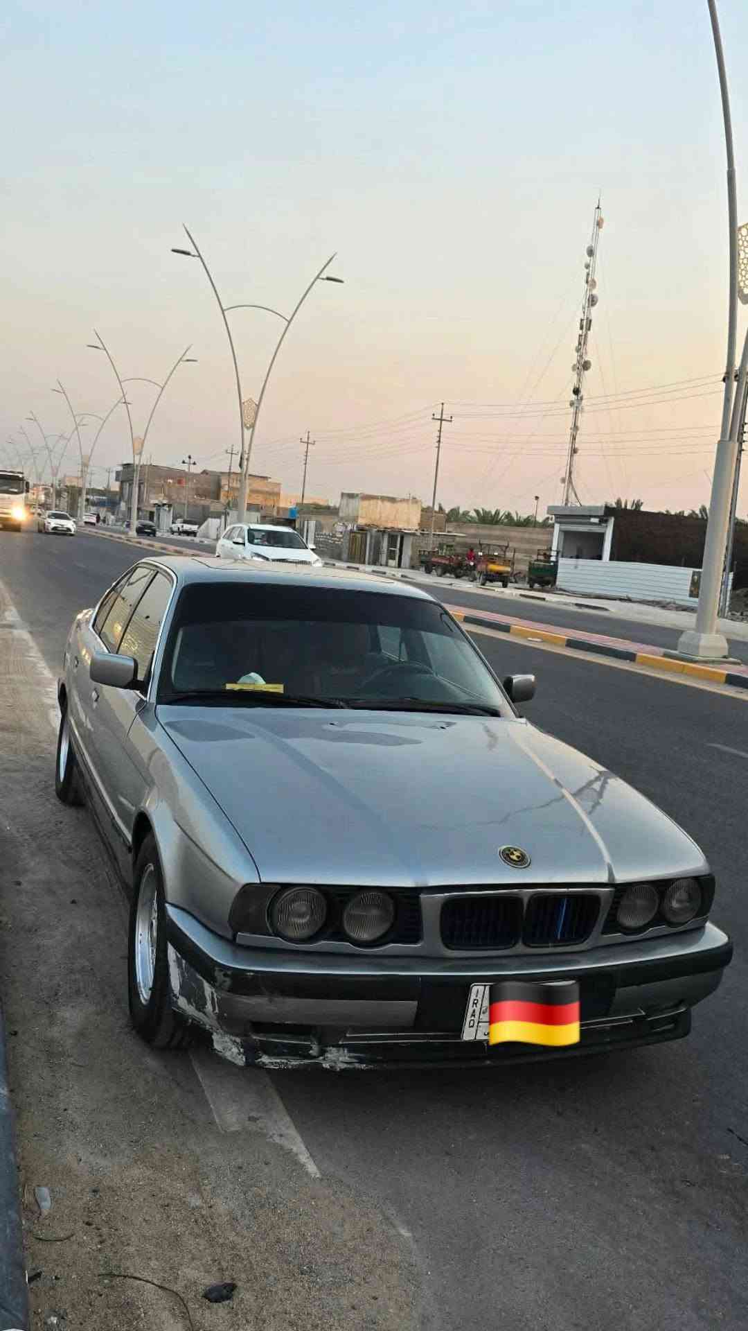 بي ام ٥٢٥i • ١٩٩٠ • رقم بغداد