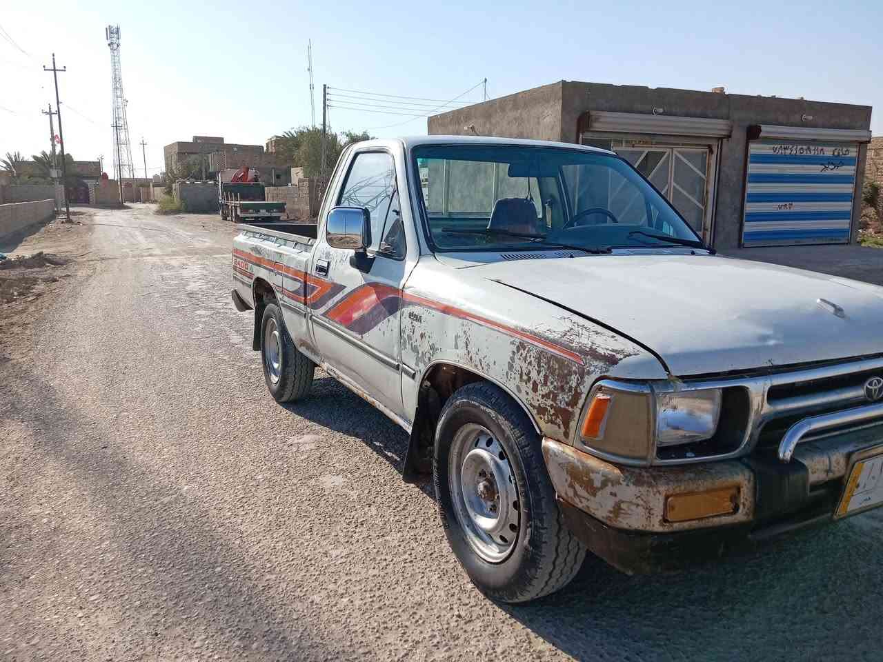 سلام عليكم سياره بيكم تك البيع موديل 1994 رقم وسط بسمينه تحويل ثني يوم مكفوله محرك كروسيده مكفول سعر ٥٠ وبيه مجال الشراي نتصال ***********
