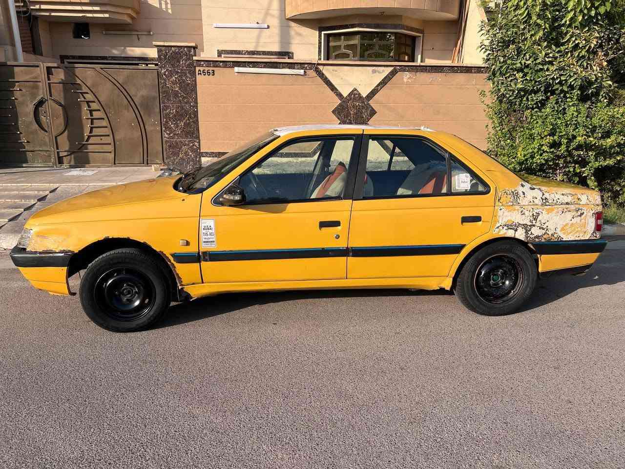 السلام عليكم.... بيجو 405 للبيع موديل 2012
رقم بغداد خصوصي.... ( إني محلوه خصوصي يعني اصفر غير محدد لا هيئه ولا بحث ولا خط)
المكينه بيه تبخير.... الكير مابي شي عينيه وصينيه قبل سبوعين شديدت 
المشط يرادله تجفيت ( ينظح دهن)
التبربد قبل يومين عطل.... طلع دخان من كلج...
بيه ضربه بل جاملغ الخلفي مثل مواضح بل صور..مسمكره بس يراد صبغ...
السعر 27 ورقه وبيه مجال 
رقمي.... ***********
مكاني بغداد... البياع قرب تقاطع دوريش

