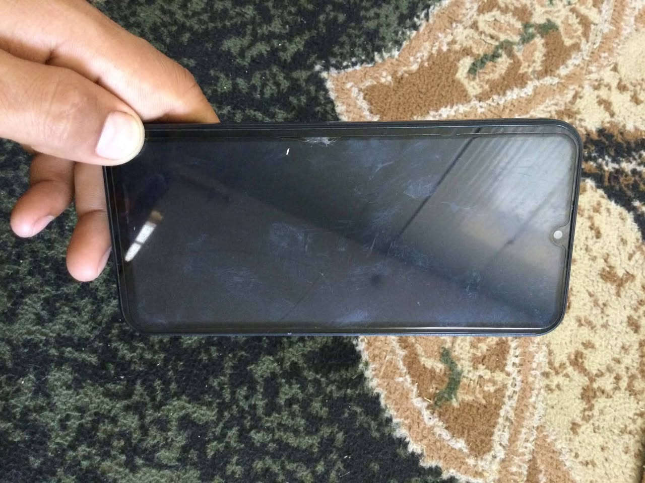 السلام عليكم مبايل A15 للبيع ذاكرة 128بي فطرين بل شاشه 60فريم السعر 100قفل قفل متواجد خاص وعل رقم ***********
