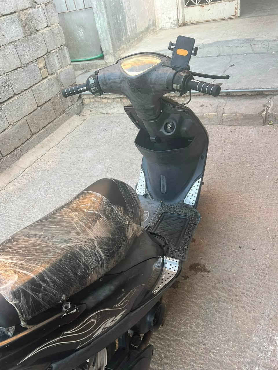 ماكس عدله دراجه شلعه معدل فقط كلجات تعبانه كامله من اي نقص احلا من صوره ختم واحد ويه مكينه  سعر550 بيها مجال مكاني المحموديه ***********
