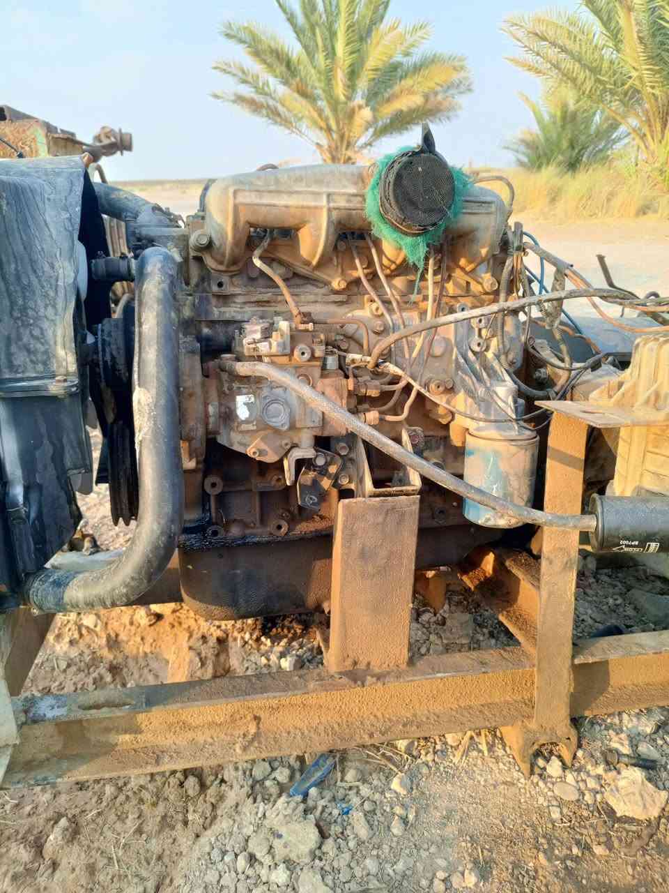 للبيع برينة تحميل حنطة طول 10 امتار  مع مولد محرك كيه حجم 3000
السعر 25 ورقة وبه مجال 
للاستفسار ***********
