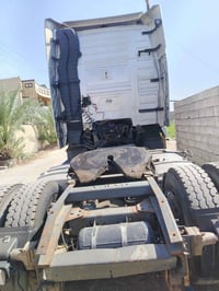 سياره البيع فالفو موديل 2002 رقم 07705670437