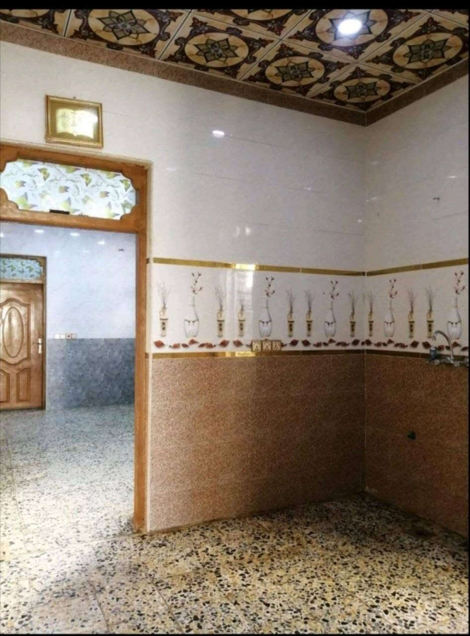 (دار للبيع  🏠 )  حي النداء
طابقين المساحة 100م
ويحتوي على غرفتان في الطابق الثاني مع صحيات
وغرفة وصالة واستقبال في الطابق الأرضي مع صحيات 2
 26مليون قرض اسكان 🏦 القسط الشهري 166 الف 
🧿 السعره الأصلي  + قطع الطلب لصندوق الاسكان 
الموقع  مميز 📍حرف T شارع 15 الفرع الاول  المفتوح على  شارع 60  الترابي  والفرع الثاني المفتوح على  شارع المجمعات مقابل الكفيل الجديد .
للاستفسار *********** واتساب
