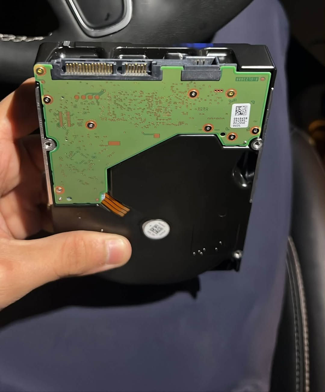 للبيع للتواصل خاص او اتصل على الرقم *********** جديد غير مستعمل السعر ٧٠٠$
