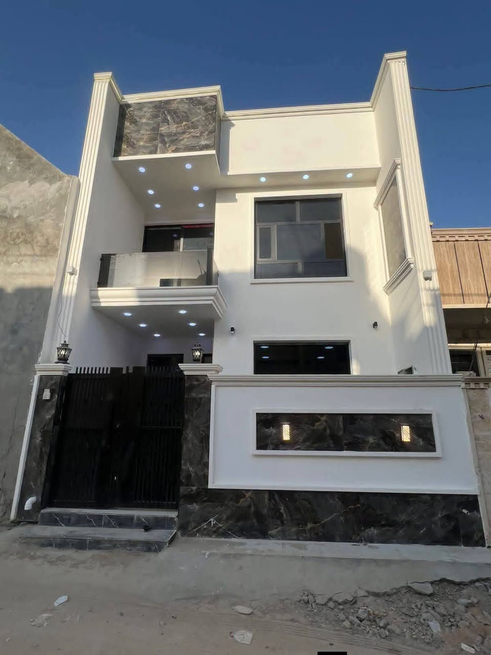 كادر واجهات   من الانبار شغل درجه اولى وبسعار مناسبه للتواصل ***********
#لبخ_صقل لبخ خشن لبخ كف ومالج
#طلس_صبغ_تغليف
#تغليف_فوم_شغل_بجوده عاليه
#تغليف_بورسلين +تطعيم

#نعمل بنضام العمل أو الكرسته والعمل عملنا في #كافت_مناكق_بغداد_والانبار المبيت بنفس موقع العمل للتواصل ***********
