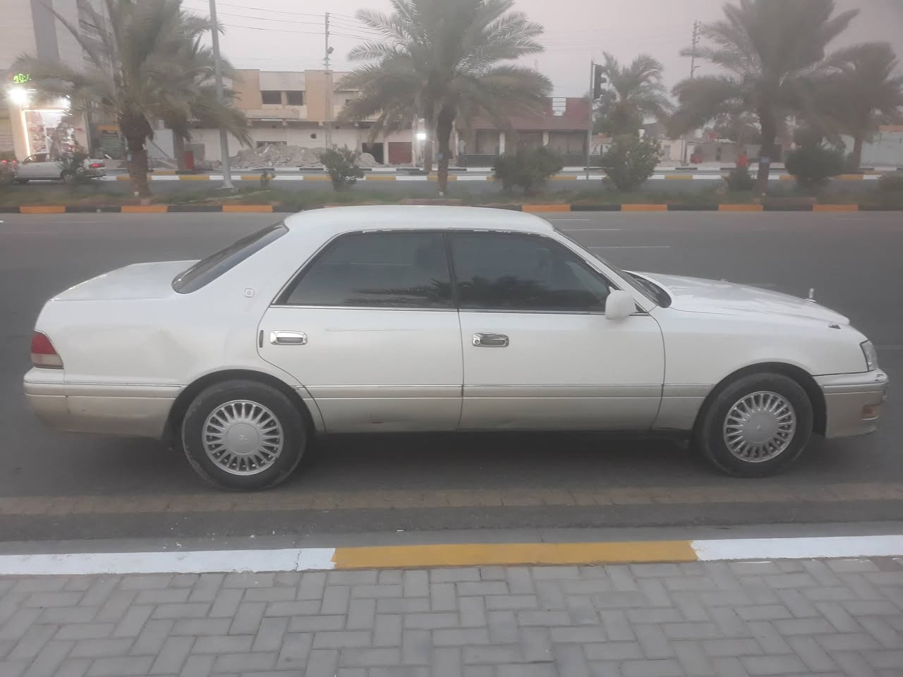 راس الثور فلات موديل 1998كفاله من كل عيب شرعي كير محرك حداديه  حجم المحرك ثين ونص السعر 88العنوان بصره سفوان ***********
