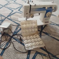 مكينة خياطة • نضيفه • بدون كيبل