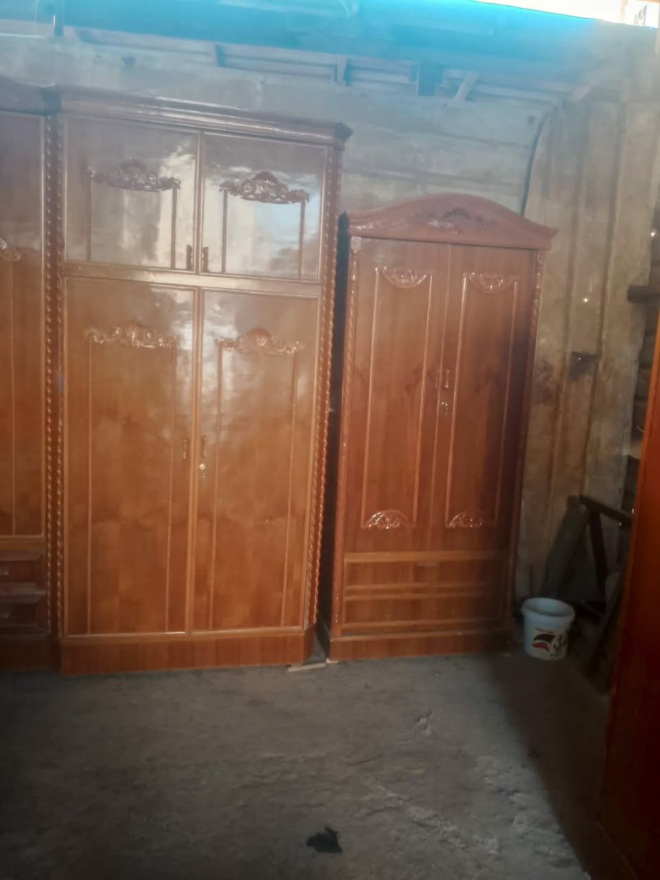 غرفه نجاره كامله جديده سعر مناسب  عنوان الغيبه سوق الحله قرب قصرين هنود شراي يتصل على الرقم مكلفه ***********
