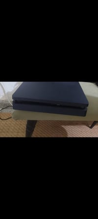 بلي فور سلم  مع جوستك كامل ملحقات وكارتونه وكلشي لوك ستيكر لا مفتوح ول...