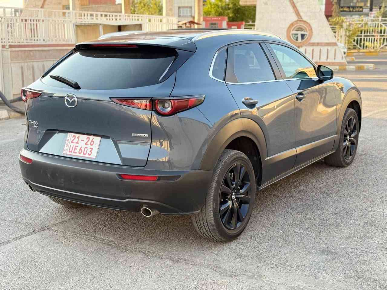 السلام عليكم 
مازدا CX30 موديل : 2024فول فول 1/1
اللون :  سمنتى 
سعر :145ومجال قليل 
حجم المحرك : 2.5L 
سياره زيرو دينار مصرف ما بيها عل وضع بلادى ✅
ملاحظة السياره  :  ربع بوند و ربع چاملغ و شويه PDR 

كافه الرباگات سليمه 100%✅

فول فول مواصفات 1/1
دةبل اكسل 𝟒𝐱𝟒
 بصمة ابواب 
بصمة تشغيل 
تشغيل عن بعد : 𝐑𝐄𝐌𝐎𝐓𝐄 𝐒𝐓𝐀𝐑𝐓
سستم سماعات 🔊 𝐁&𝐎
شاشة كبير لمس
شحن وايرليس
كاميرا
هاند بريك بصمة
اوتو هولد : 𝐀𝐔𝐓𝐎 𝐇𝐎𝐋𝐃 
اوتو ستارات : 𝐀𝐔𝐓𝐎 𝐒𝐓𝐀𝐑𝐓
اوتو ستوب : 𝐀𝐔𝐓𝐎  𝐒𝐓𝐎𝐏
رادار امامي (تحديد مسار)
رادار جانبي  (نقاط عمياء)
رادار خلفي (التحذير من الاصطدام)
حساسات امامي
حساسات جانبي 
حساسات خلفي 
كشنات جلد احمر بلادى 
كشنات كهربائي
كشنات خزن+ميموري
كشنات تبريد
كشنات هيتر
تحكمات استيرن
استيرن كهربائي 
استيرن خزن+مميوري
استيرن هيتر
تبريد لمس 
تبريد مركزي 
صندوق شفط كهربائي 
لايتات 𝐋𝐄𝐃 ليد عدسة زينون بيلادي
بلاجيكتور 𝐋𝐄𝐃 ليد بيلادي
بكلايتات 𝐋𝐄𝐃 ليد بيلادي
ويل كروم

‏ ‎تفاصيل اكثر الاتصال علی ارقام التاليه 

اتصل و تدلل 
***********
‏ WhatsApp 

عنوان📍عقره اكر, نينوى

