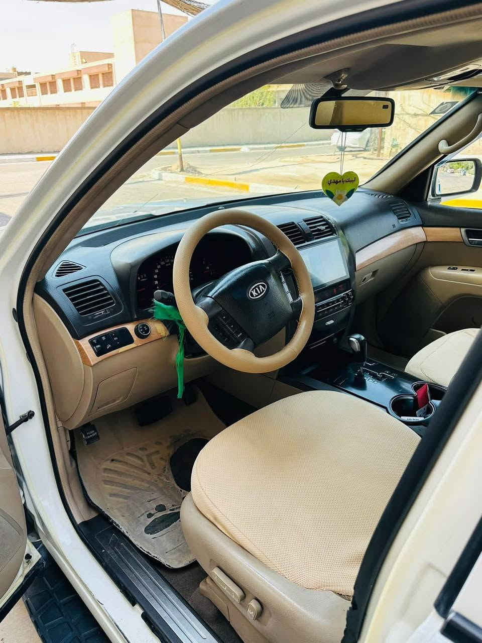 السلام عليكم مهافي. موديل 2009 كويتي فول مواصفات
بصمه ابواب عدد2 نظام ترحيب 
كشن جلد فور ويل دفع رباعي 
مكينه سته سلندر سبع راكب 
ثلاث قطع تبريد كشن كهربائي 
تدفاء تبريد كشن مري شفط 
اشاير ب المري مانع نزلاق صعد جبال ماشيه قليل 100 استخدام شخصي شاشه كبيره كامره دواره حساسات خلفي امامي لايت زنون كشافات مانع غبار لدات امامي خلفي مكينه جديده مامقتوحه رقم بغداد انكليزي 
بسمي تحويل مباشر السعر 107 
العلوان كربلاء 
الاتصال‭
‭***********
