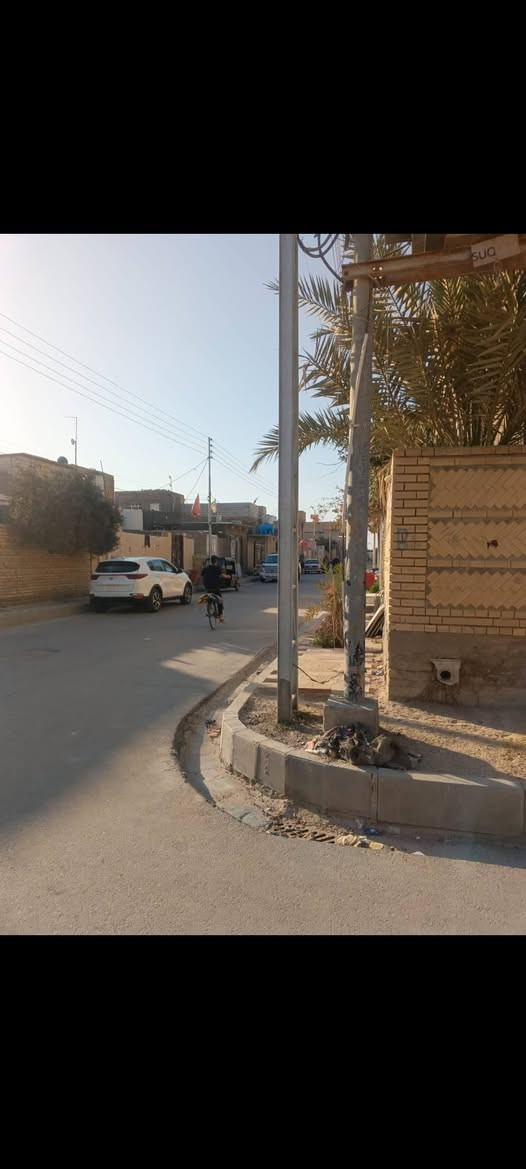 قطعه طابو سوق الشيوخ حي العسكري
شارع الطفاء مقابل مدرسه ابراهيم المجاب 
المساحه 200
مستعجل في البيع سعر مناسب 

اي استفسار ***********
