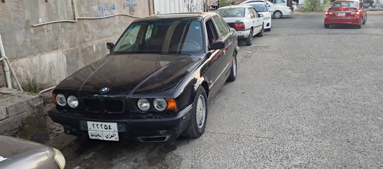 سلام عليكم للبيع بي ام موديل 1992
حجم 525 سياره حلو يحتاج بس اشويه ترتيبات كير اوتو محرك كبس سلايت تبريت شرط تحويل وكاله كله شرط 
سعر 38بيها مجال رقم موبايل *********** مكان كركوك
