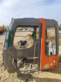 قطع غيار • حفارات هيتاشي • توصيل محافظات