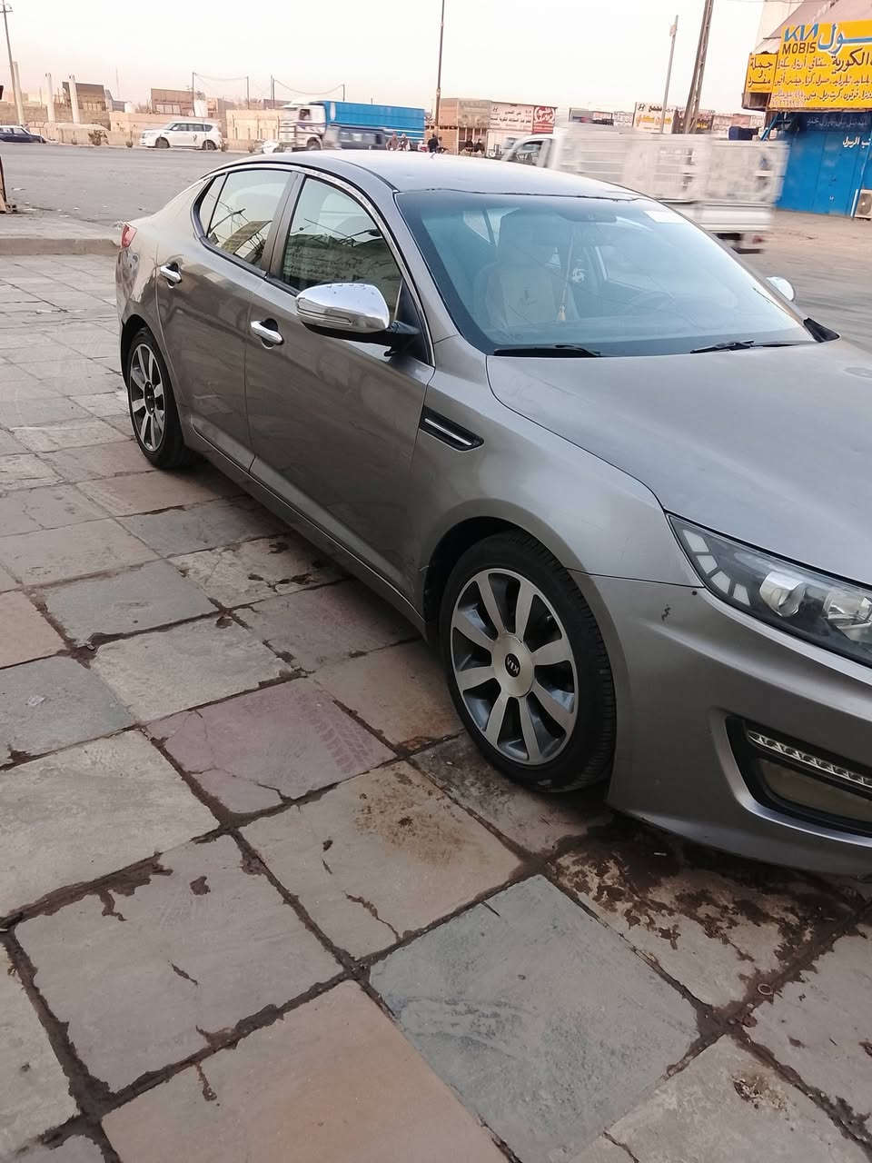 كيا اوبتيما موديل 12 امريكي  رقم بغداد  مكينه 2400 سياره بها 4 قطع صبغ بدون دواخل
جاهزه كير مكينه حداديه تبريد تخم تاير كله جديد  السعر 80وبيه مجال بسيط مكاني بابل سياحي قريه الساده رقم الهاتف ***********
