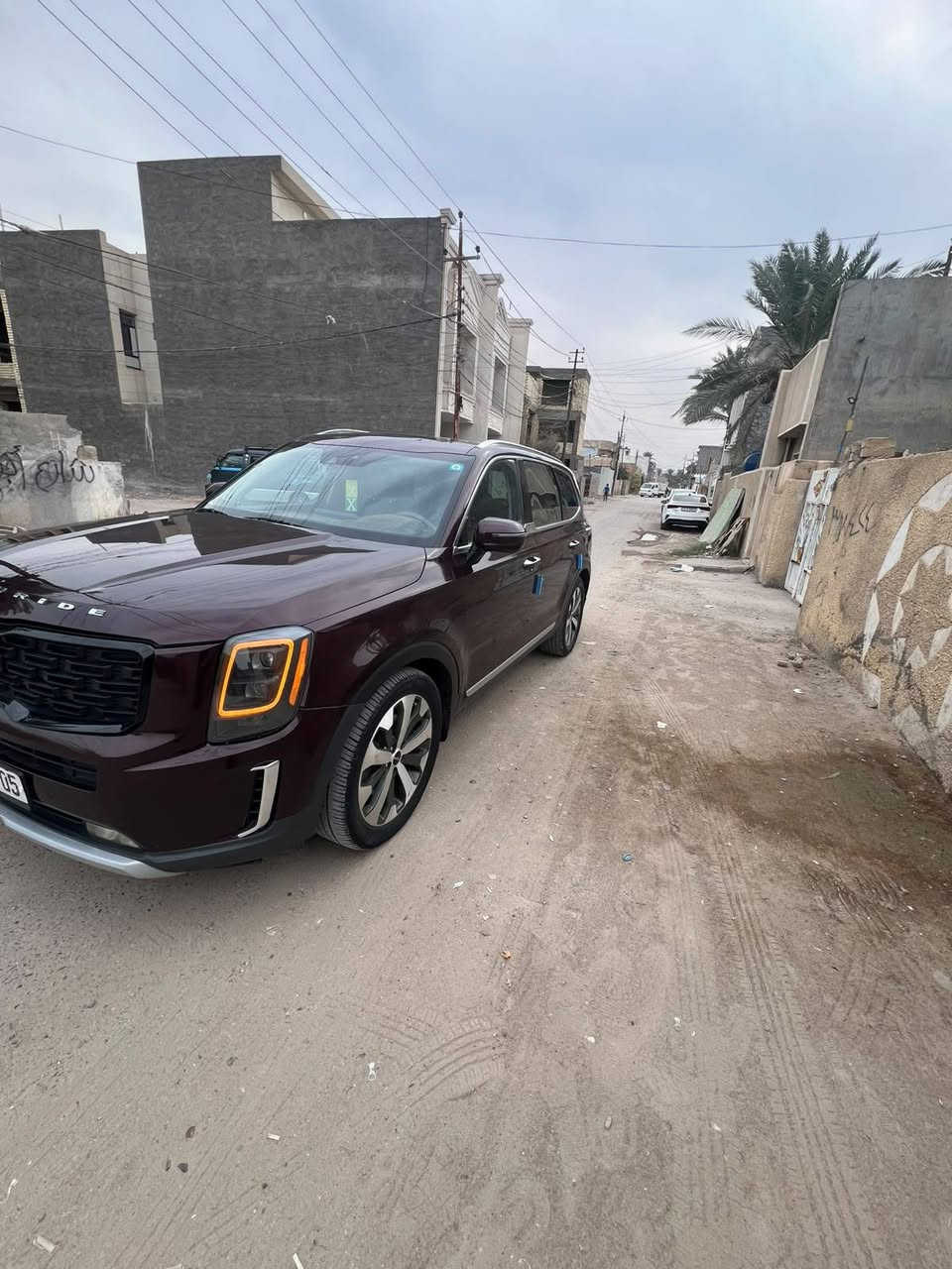 ياالله
السلام عليكم كيا تيلورايد2022 Sx Xline وارد امريكي اعلى مواصفات

رقم بغداد بأسمي 

Kia Telluride SX XLINE 2024 3.8L

المسافه المقطوعه : 45 الف ميل  

          حجم المكينه : 3800    V6

      

                      الضرر : صبغ 3 قطع تبديل نفس اللون

   

#الموصفات 

1. شاشه 

2. كامرا

3.لايتات لد

4. بصمه 

5. كشنات جلد مشمشي

6. هندبريك بصمه 

7. رادار تحديد مسار

8. رادارات 360

9.فور ويل 

10. اوتو ستوب

11. حساسات خلفي امامي

12.اوتو هولد 

13. اشاير بالمري 

14.بكلايت لد

15. نظام ايكو + نظام تزحلق

16. فتحتين

17. هيترات بالكشنات حار بارد

18.كامرات 360

19.كامرا بالمرايا

20.بردات خلفيه

21.سبعه راكب

22.كشن السايق ميمري

23.كشنات خلفيه كهرباء

24.داتا شو

25.سقف كنتارا

26.ويل كب بلاك

27.كشافات 

فول مواصفات 1/1 جاهزه مرقم بغداد 

تفاصيل اكثر هذا رقمي ***********تحياتي 

مكان السياره  بغداد السيديه
السعر 220 مع مجال بسيط

نص مكتوب في الصور:
- 2:07 plc.auction PLC auction PLC auction 7