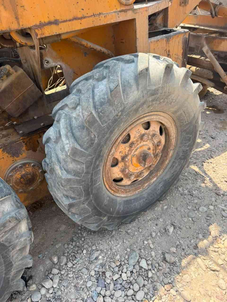 يوجد تايرات للبيع ***********
