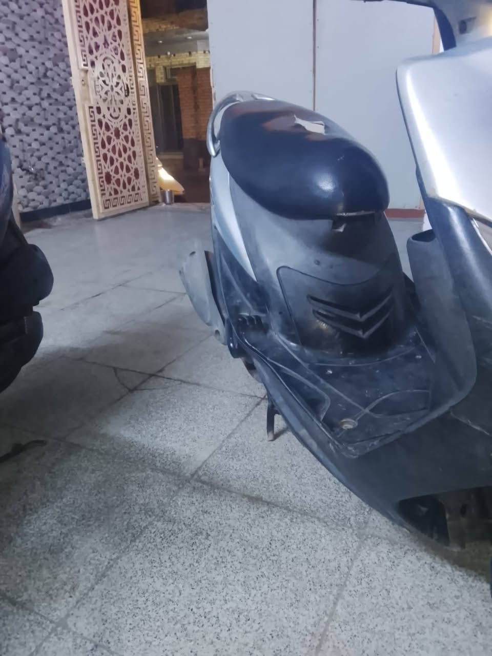 السلام عليكم دراجه ماكس عدله للبيع دراجه وكيل برغي واحد ما مفتوح دراجه كفاله عامه كهربائيات سلف اندر اشاير كل شيء شغال من الطول للطول دراجه خير من الله شلعه ومعدل على وضع البلاد الدراجه اوراق باسمي بيها منفيز السعر 750 بيها مجال بسيط رقم الهاتف *********** عنوان ميسان العماره العارضات
