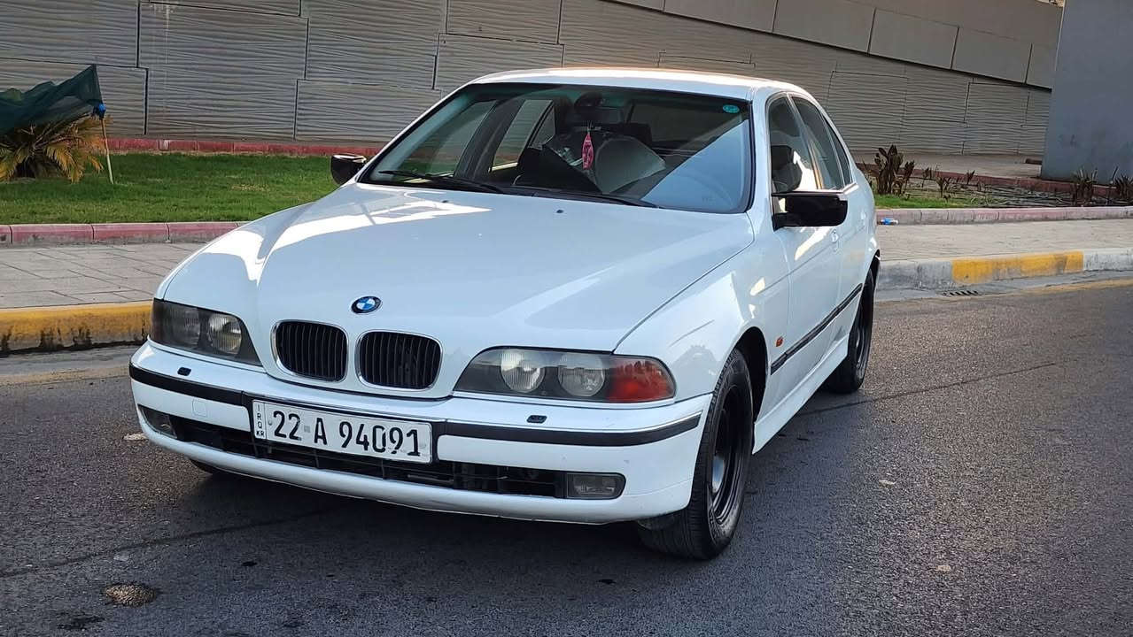 السلام عليكم للبيع بي ام موديل 1996 صقر لون ابيض 528i كير عادي للعلم سياره لوك لوك كلشي جديد بيها واتحده بي ام بموديلها بهيج نضافه من ناحيه كشر داخل محرك صدر كير كلج تبريد كله لوك تخم تاير باتري جديد لوك بيها صبغ اربع قطع ومكانين بارد فقط شرط بدون اي دواخل سنويه ورقم جديد سعرها 72 وبيها مجال بسيط العنوان بغداد قرب مرور التاجيات للأتصال على هذا الرقم ***********

نص مكتوب في الصور:
- HONOR X9d