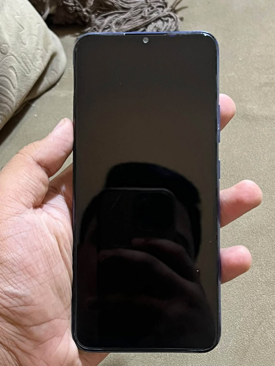 سلام عليكم جهاز ريلمي15c ذاكرة64 بصمة ضهر اصبع ..بصمة وجه جهاز نضيف مثل ماموضح بل صوره كلشي بي شغال ونضيف الي يريده وشراي يراسلني ع هاذه الرقم ***********
