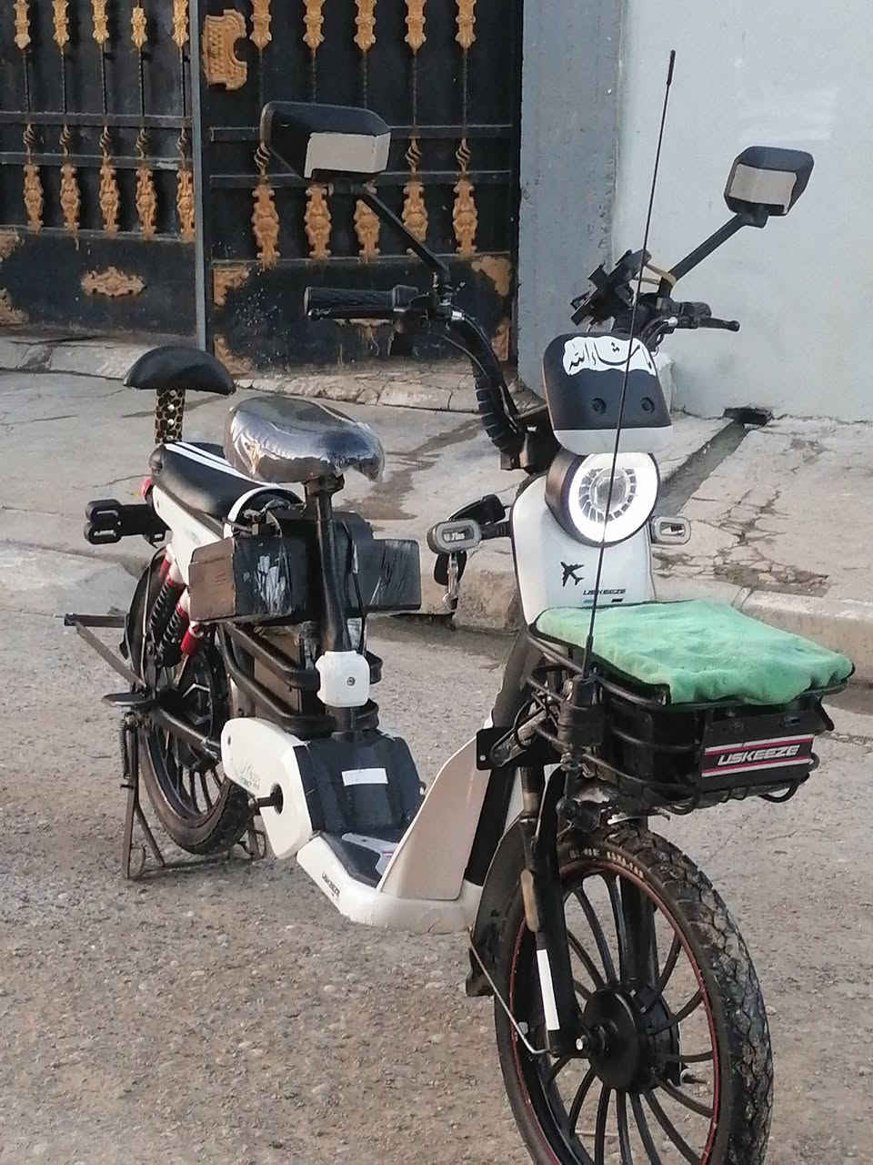 ماطور شحن • نضيف • بطاريات جديدة