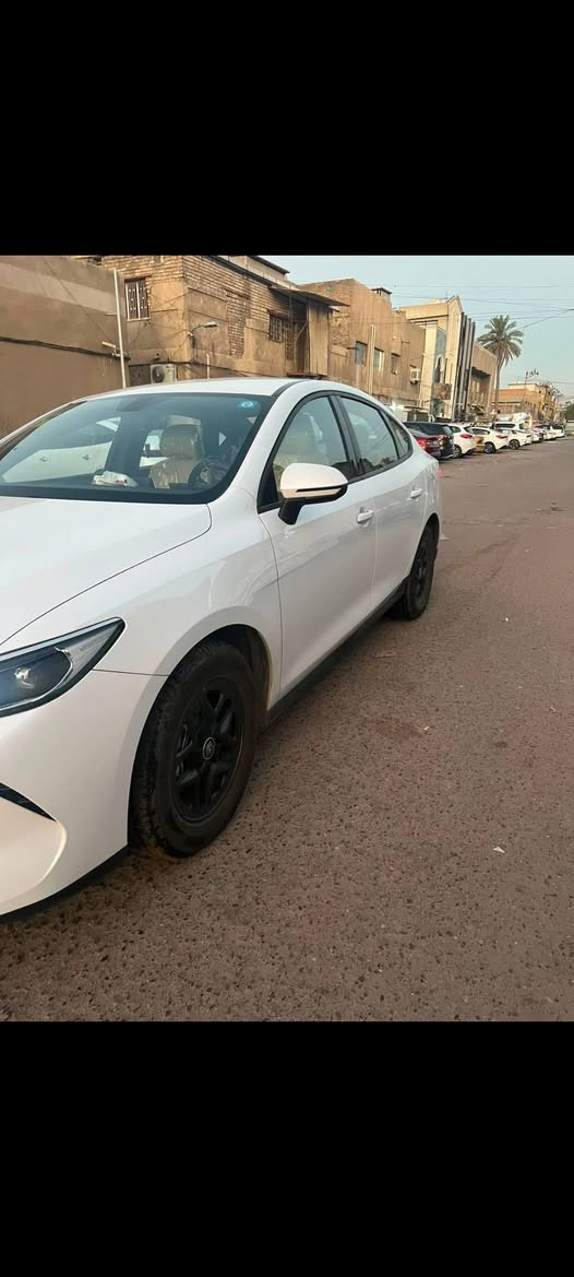 السلام عليكم  BYD Qin Plus
موديل 2025 سياره مكفوله 
السعر  19.400وبيه مجال بسيط حك الجيه مكان سياره بغداد رقم الهاتف ‏‪‏ ***********
