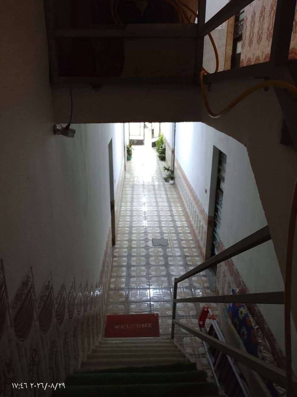 السلام عليكم
بنايه تجاريه مؤجره بالكامل
 مساحه ٢٤٠ متر طابو زراعي على شارع عام البعيثه بعد عن الطابقين 5دقايق سند25
واجهه ١٠ متر و نزال ٢٤ متر
بأسم شخص واحد و بيها معامله تحويل بالطابو
الدوره البعيثه الشارع العام 
مقابيل مطعم سندرلا بدايه البعيثه 
بنائها يرهم مجمع طبي او شقق سكنيه او مكاتب 
حاليا مؤجره بالكامل 

تحتوي ع محلين و ٤ شقق حديثه
و منظومة طاقة شمسيه
يعني لا مولد و لا دوختها

للاستفسار التواصل***********
