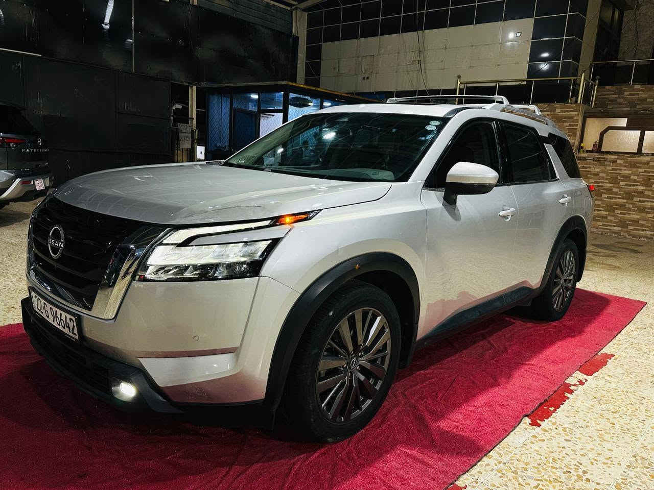 🔊(فرع كركوك) 

📌Nissan Pathfinder 2022 SL📌

♂️عداد المسافة 44000 mile

💵 (السعر/ 24000 $ ) 

♦️ (مرقمة رقم اربيل ) 

♦️المواصفات :

بصمة تشغيل
بصمة ابواب
تشغيل عن بعد (Remote Start)
صندوق شفط كهربائي 
فتحة سقف بانوراما 
رادار امامي (تحديد مسار)
رادار جانبي (نقاط عمياء)
رادار خلفي (تحذير من الاصطدام)
حساسات امامية+ خلفية
سستم سماعات BOSE
اوتو بارك Auto Park
كاميرات 360°
 فور ويل AWD  
كشنات جلد
كشنات ميموري
كشنات تدفئة+ تبريد 
كشنات خلفية تدفئة
كشن خلفي منفصل  
دشبول ديجيتال 
تبريد قطعتين لمس
تحكم وضعيات القيادة...Drive Modes 
شفتات + تحكمات استيرن 
هيتر استيرن
Apple Car Play
Android Auto 
هاند بريك بصمة
اوتو هولد Auto Hold
اوتو ستارت Auto Start
اوتو ستوب Auto Stop 
مانع انزلاق+ABS
شاشة كبيرة لمس+كاميرا
منافذ AUX+USB
وبقية المواصفات المعروفة

♦️(العنوان/كركوك شارع المعارض)

♦️للاتصال/

جنيد
***********
***********
