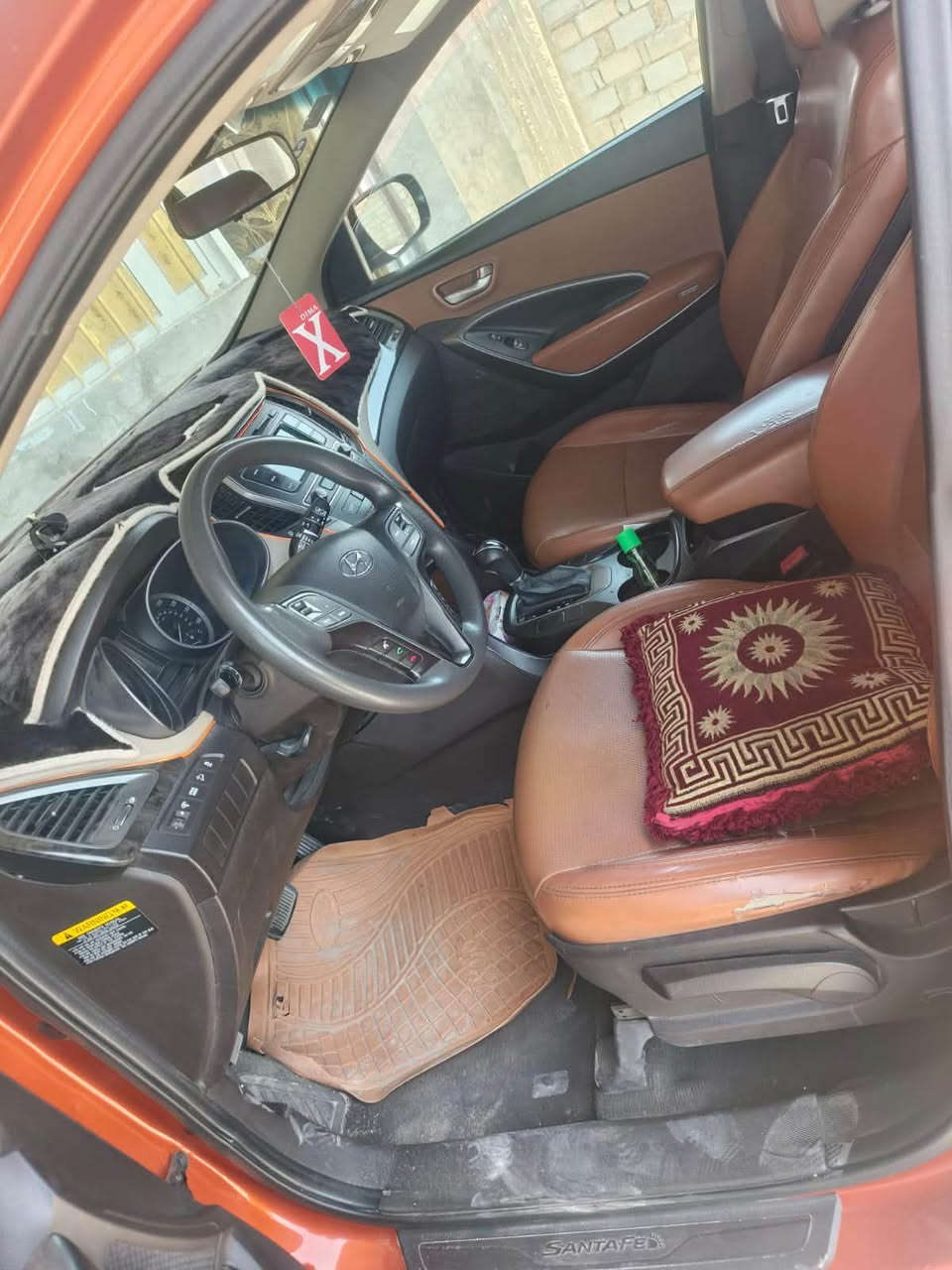 السلام عليكم ورحمة الله وبركاته

سنتافيا ٢٠١٧ وارد امريكي

 حادثها جاملغ خلفي وباب
وبيها ٤ قطع صبغ 

ماشية ١١٢ الف

مكينه ٤ سلندر ٢٤٠٠

شاشة كبيرة

قطعتين تبريد

داخل قرميدي  

صاج

بد نهاري 

كامرة وحساس 

ويل كب حجم ١٧ مع تخم تاير جديد 

السيارة جديدة ومابيها نقص رقم بغداد بسمي 

كير مكينه صدر تايرات تبريد كهربائيات كلهن شركة

السعر ١٢٧ ورقة مجال حك الجية

مكاني بغداد العامريه

***********

