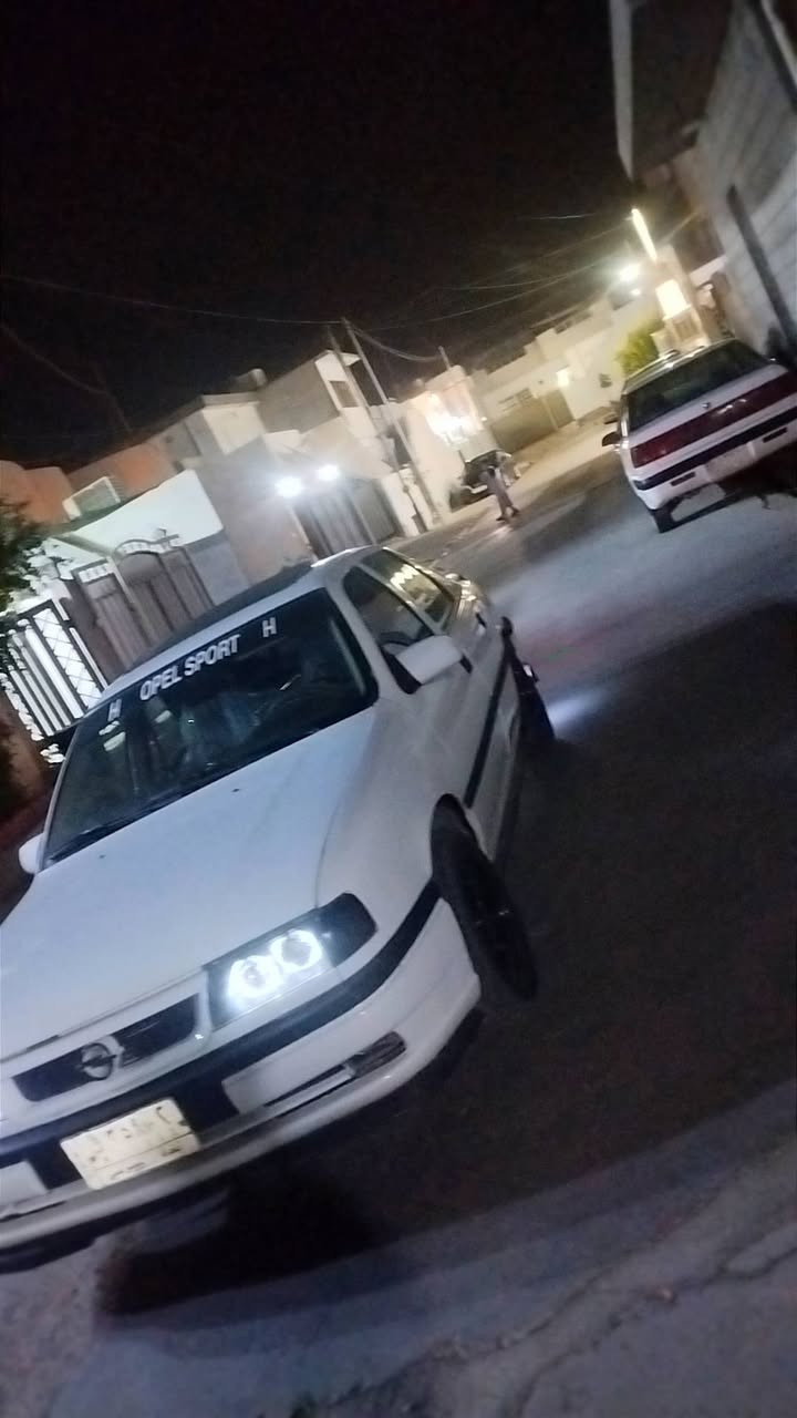 اوبل فکترا  موديل 91محدث 95سبورت لايت عدسات بجم عريض  محرك 16 قايش عريض  معمر جديد بدون مصرف  عنوان كركوك   ....*********** السعر 38بي مجال
