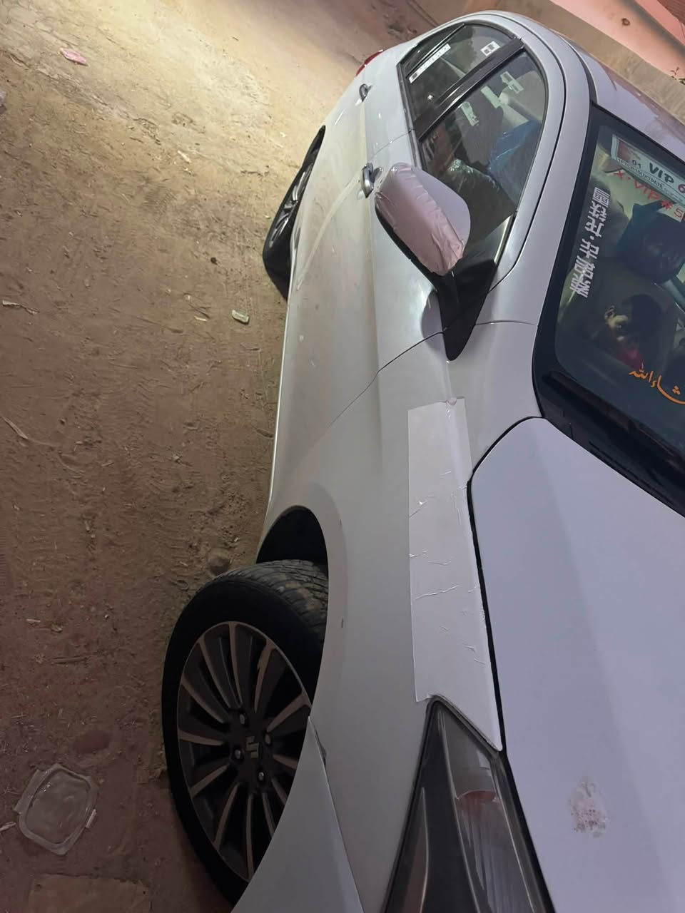 سلام عليكم ساسوكي للبيع موديل 2019 رقم أربيل سيارة بيها ضرر أربع قطع صبغ داخل قليل الحوض الصندوق ￼كبس بجم فول مواصفات عدا الفتحه جلد مري بصمه شفط صاج خليجية 
سعرها 85$وبيها مجال لطيبين وهذا رقم الهاتف ***********
مكانها الانبار الفلوجة
