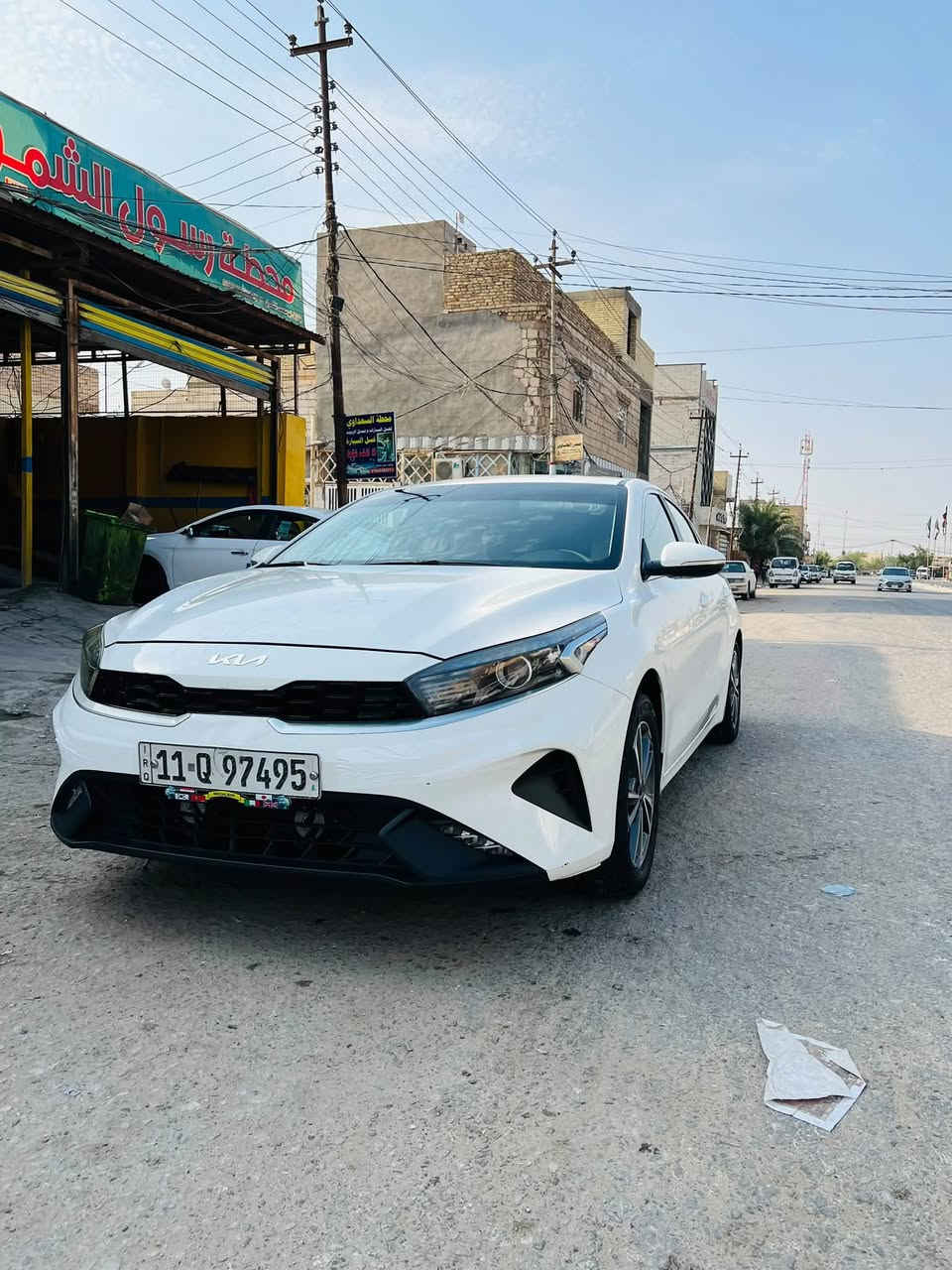 ‏السلام عليكم سيرات موديل 24 فول خليجي مكينة 2000 دوش ماشية 72 رقم بغداد باسمي تحويل ثاني يوم السيارة مقفولة من الصبغ ومن الضربة ومن أي شيء قير مكينة تبريد كفالة السيارة بيها بيها بارد بسيط مكاني نجف الاستفسار الرقم*********** السعر185 بيها مجال بسيط💞
