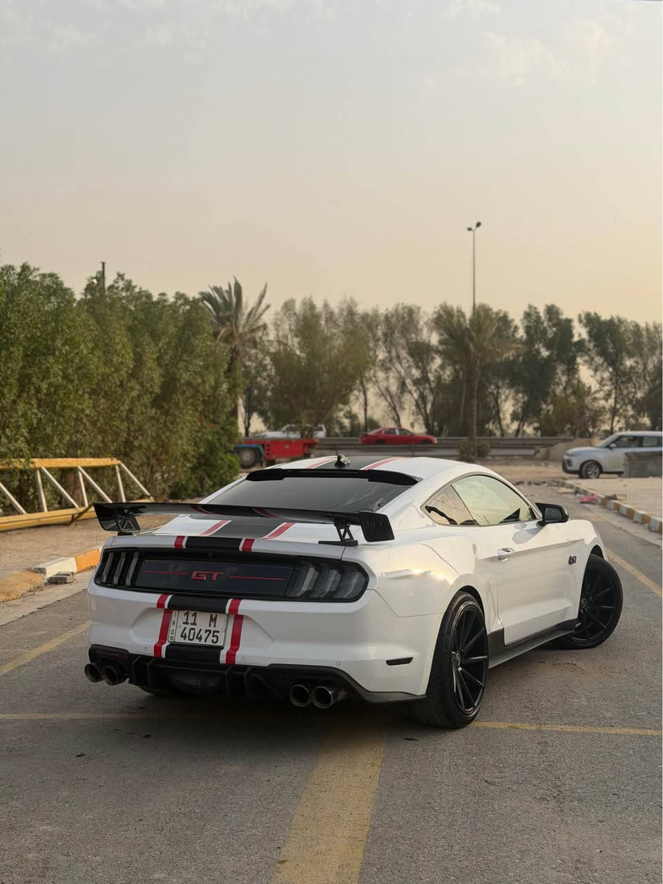 فورد موستنك gt
بيع او مراوس 
2022
ماشيه 21000km
سياره جديده 
عليها شغلات حلوه 
منضومه صالنصه 
اكس بايب
دبات تحكم ريمونت 
وبعد هواي شغلات

بسمي السياره 
مكاني بغداد الجديده 
*********** Colombo, Sri Lanka
