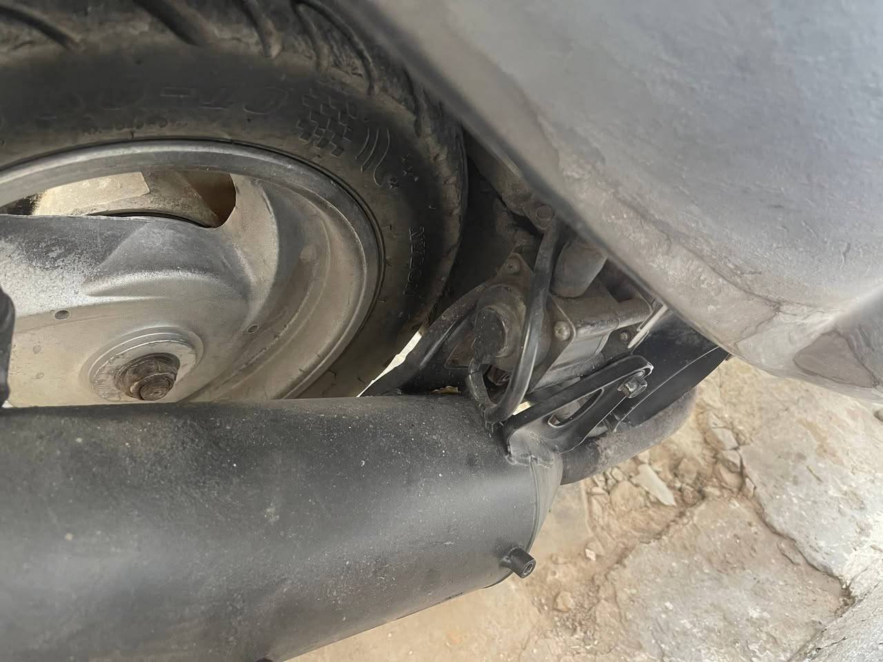 السلام عليكم دراجه فراشه للبيع  السعر  255 قفل بدون عمله رجاآ سعر  نهائي نكره سلف هندر واحد دراجه شغاله ومآبيه شي. بس عوزه تنضيف كابريتر  وبيه كابريتر اصليه امانت الله ورسوله دراجه حلوه المكان نجف شراي يراسني او يتصل  والمو شراي ليراسل ابد ويطي كلمه وميجي رجاآ /***********
