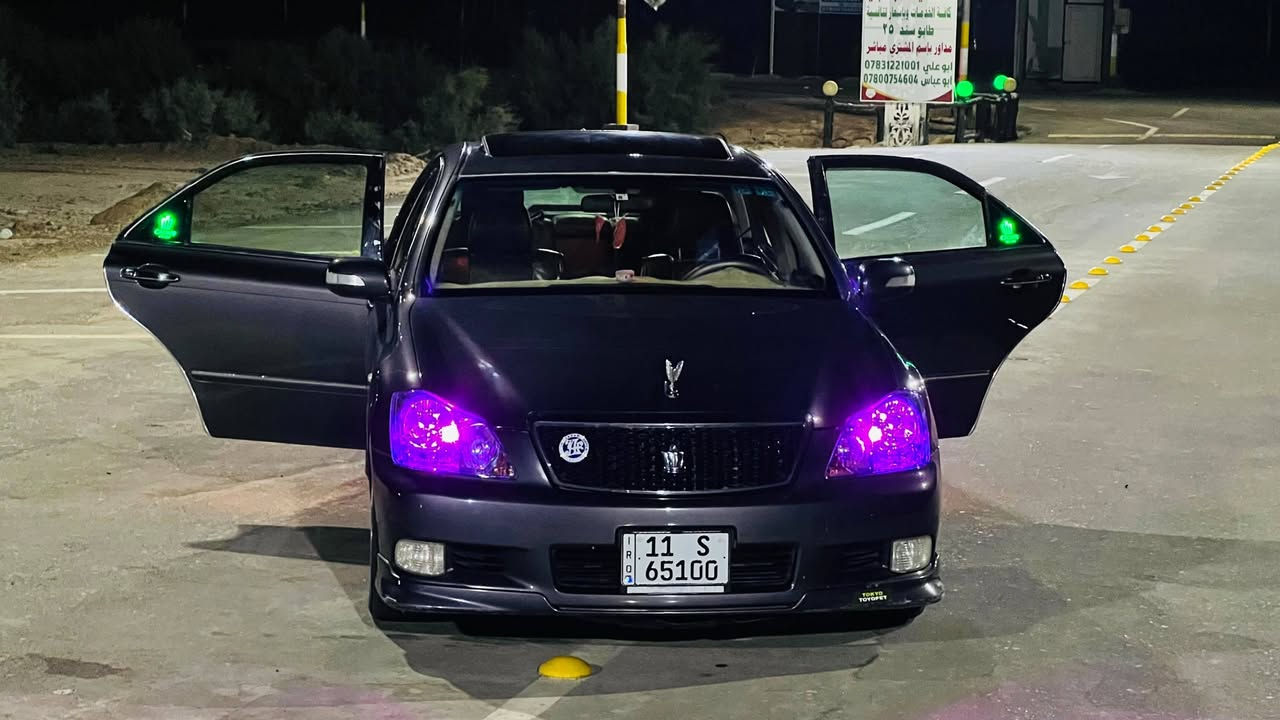سلام عليكم من رخصت الادمن المحترم 🈲 شاهينه 🇯🇵Toyota Crown 🇯🇵 شاصي((184)) g2 مكينه الجبيرة 3500 (( لون مميز فيلي 🖱️ ))  للبيع فقط بدون مراوس  ⛑️
موديل 2005  اصل  🇯🇵❗
رقم(( بغداد الجديد )) مميز مشروع وطني مداور  سيارة جديده 🇯🇵❗
           ❗❗ (( المواصفات )) 
1- 3 دكم 🈲 🇯🇵
2- فتحة سلايد روف 3 وضعيات 🈲
3- دواخل جلد اسود مطعم صاج  +   🈲
4- كشنات حضن كهربائيات  + هيتر  🈲
 5- لحايه يابان  +  دوس رياضي نفخ  🈲
6- لايت 5 قطع عدسه متحركه❗
7- سيدي عارض 6 اقراص + خزن ذاتي 🈲 باتري جديد🈲
8- بصمه رصاصي كرستال أصل
السعر  160$ ورقه وبي مجال قليل للشراي اتصل وبيك خير وتدلل ***********
