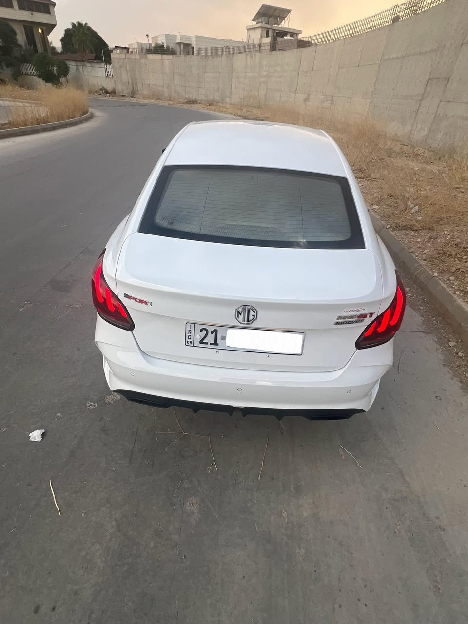 Mg gt 
2025 
گێر عادی 
بۆیاخ تەنک 
13 km 
بێ بۆیاخ 
1 PDR هەیە 
 ***********
