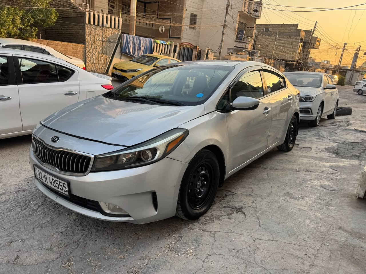 فورتي 2017
مكينه ٢٠٠٠ دوش 

كير مكينه جاهزات سياره وارد حادثهة جاملغ وبنيد بدون دواخل 

وبيهة كلير ٣ قطع يعني ٥ قطع بسياره بدون دواخل بدون ايرباك 

منظومه مي جديده 

منظومه تبريد جديده 

منظومه بانزين جديده 

تايرات قبل فتره تخم جديد 

دوشمه كامله ارضيات وكشنات 

يعني سياره جاهزه جاهزه ربع دينار متذب عليهة حتى حمام 

رقم اربيل دولي هزه ورقم جدد باسمنا تحويل مباشر 

 والسياره واقع حال هذي صورها واي استفسار رقمي والخاص موجودات وبلخدمه سعرها 98 وبيها مجال بسيط مكاني بغداد 

والي ميعجبه السعر ينورنه بكلمه طيبه 

رقمي ***********
