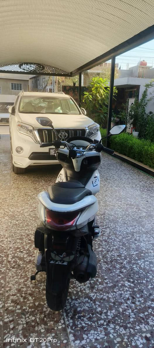 السلام عليكم دراجه Pcx جيل اول للبيع الدراجه نضيفه وخير من الله حساس ستان ومكينه 125 ياباني ياباني السعر 1100 وبيها مجال حك الجيه المكان بغداد الشعب بوب الشام رقم الهاتف: ***********
