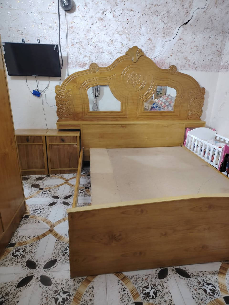 غرفه لبيع صاج سعر مناسب العنوان البوبيات شارع الودي مقابل جامع القاضي رقم الهاتف ***********
