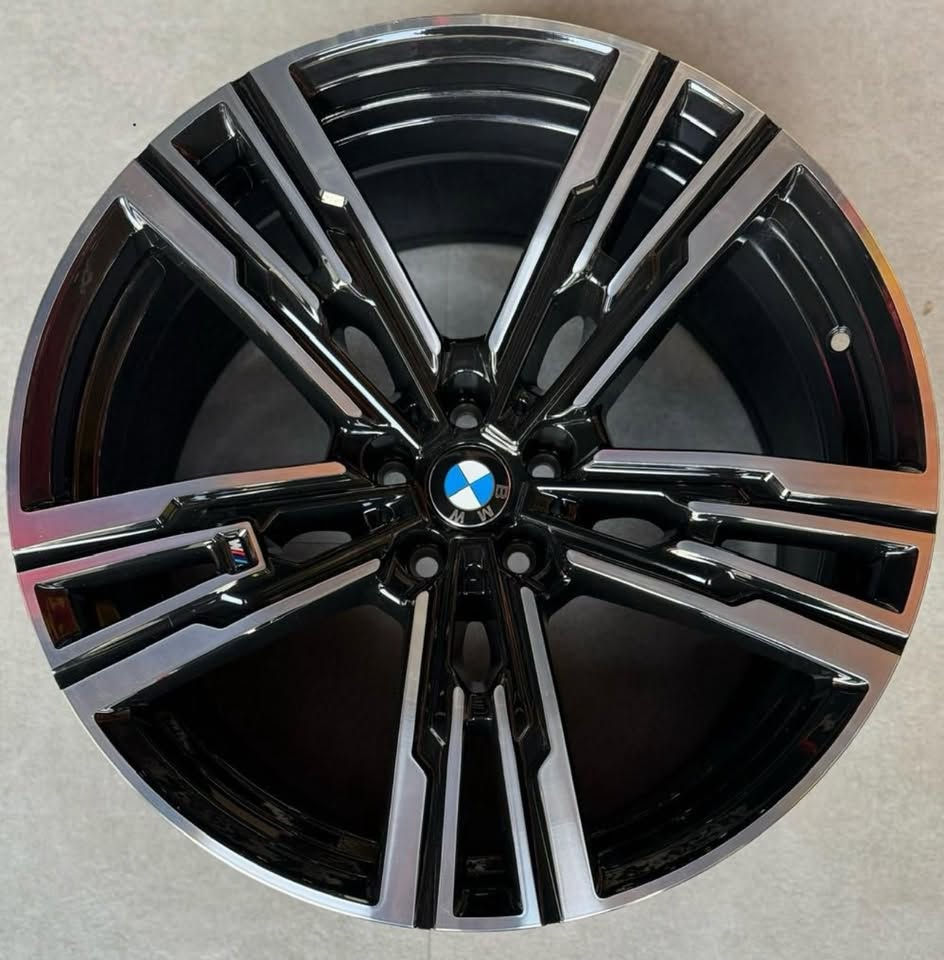 BMW • حجم٢١ • موديل٢٠٢٥