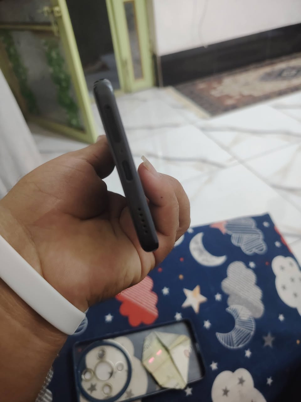 هونر اكس 9 بي • ١٢ غ.ب • ٢٥٦ غ.ب