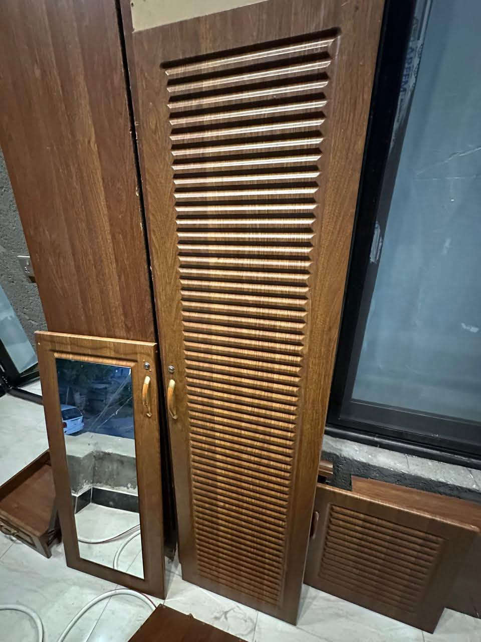 كنتور مستمل للبيع كامل ابواب اثنين ***********
