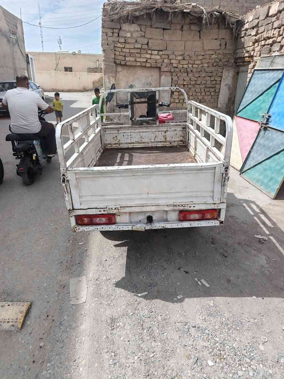ستوتة ام الطير موديل 2021/12طالعة لشارع محرك كفالة ستوتة نظيفة خير من اللة كشرها جديد شاصيها مكفول من لحيم اوراق اصولي سعر مليون وربع ديالى بلدروز ***********0
