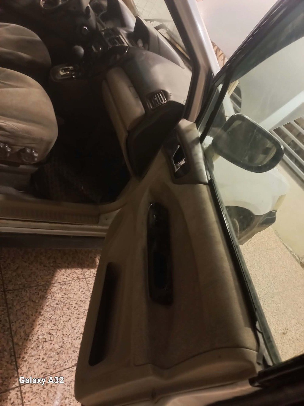 مسيوبوشي شاريوت موديل ٢٠٠٨ محرك كامري ابو الجف تبريد قطعتين