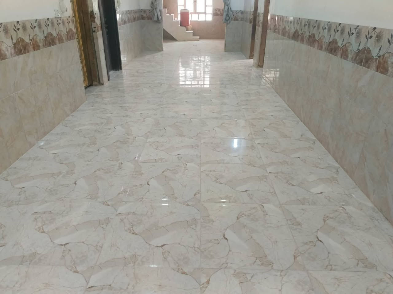 سيراميك • ديكورات • ارضيات