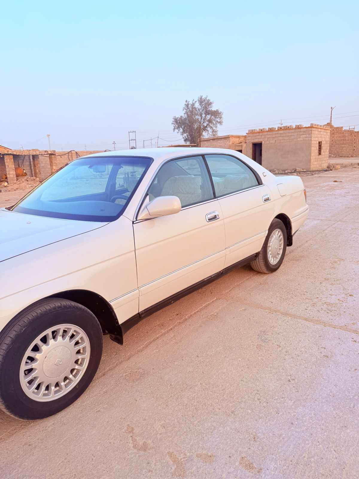 سياره مكفوله من كصه وا نقل جثه سياره جديده بسمي رقم انكليزي تخم تاير حداده مصبوغه عام جمااليه بيه طخه بل جاملغ حداده فول تبريد فول سياره انكليزي بسمنه *********** البصرة, العراق

نص مكتوب في الصور:
- 09/08/2026 22:01 REDMI 13C
- 09/08/2026 22:02 REDMI 13C
