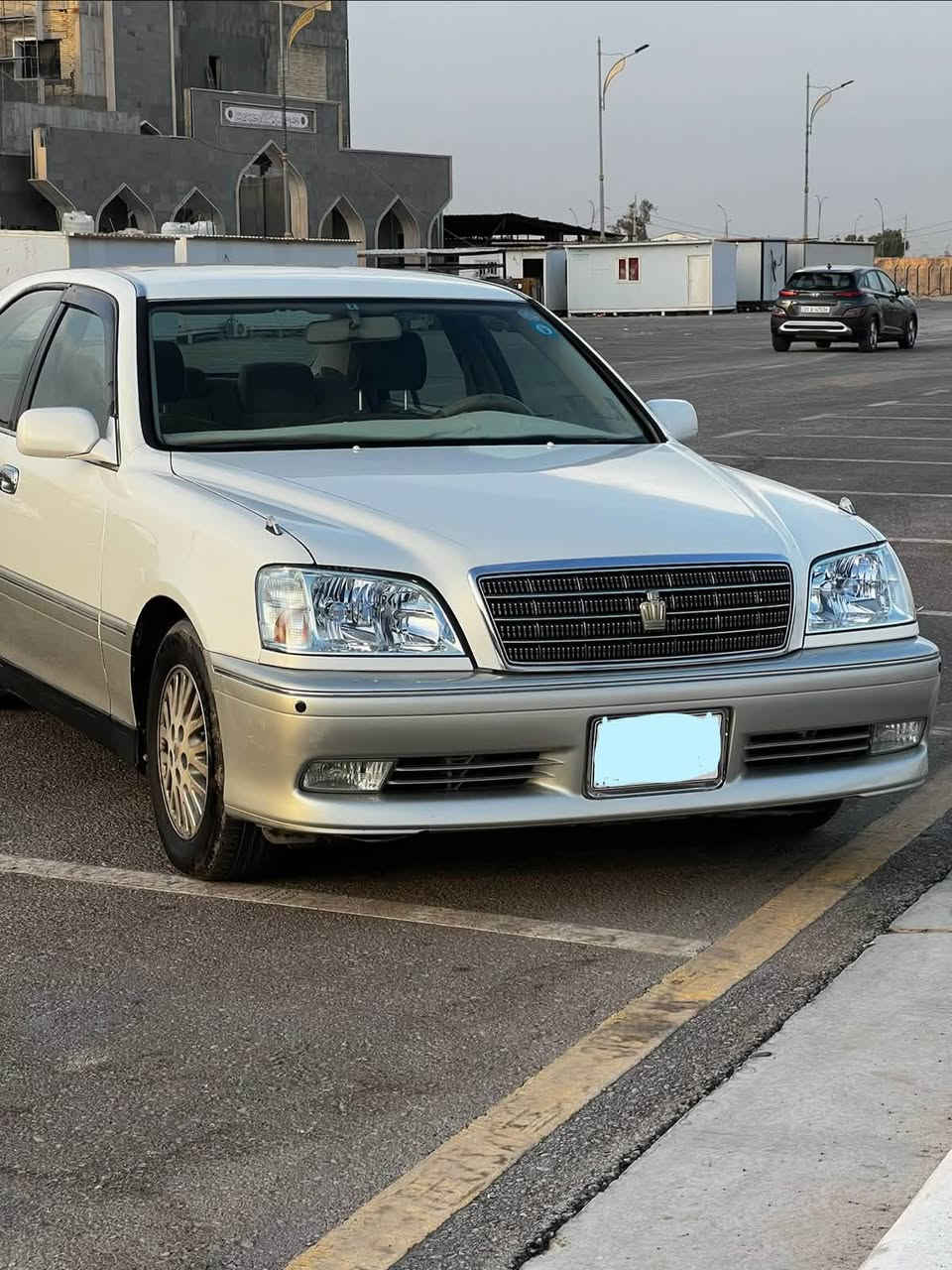 كراون ملكة • ٢٠٠١ • ٣ قطع تبديل