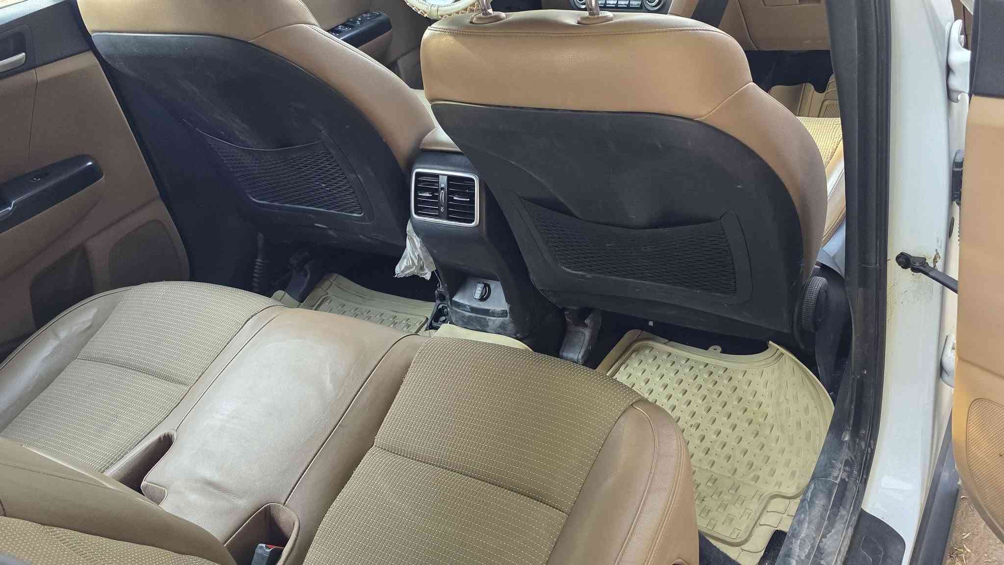 السلام عليكم كيا سبورتج خليجي  موديل 2019 رقم بغداد بأسمي للبيع او مراوس حسب القناعه  ماشية 100 الف ع اي وحدة من الشركة مكينة كير كفاله مكينة 2000 دوش قتصادية سيارة جديدة وجاهزة بيها شبرين صبغ فقط باب السائق   السعر 172 مكاني بغداد للاستفسار *********** / ***********

